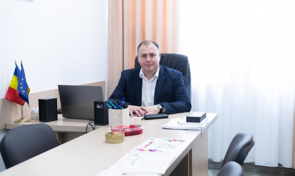 Investiţie în educaţie. Ora bilanţului, la Școala Gimnazială „Gheorghe Magheru”, Școala Gimnazială Nr. 3, Grădinița cu Program Prelungit Nr. 2 și Grădinița cu Program Normal „Dumbrava Minunată”